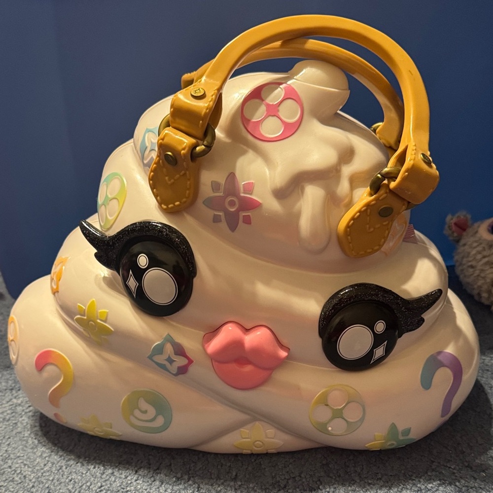 Poopsey Puitton Slime Surprise Case with Contents & unicorn Sparkle Packages